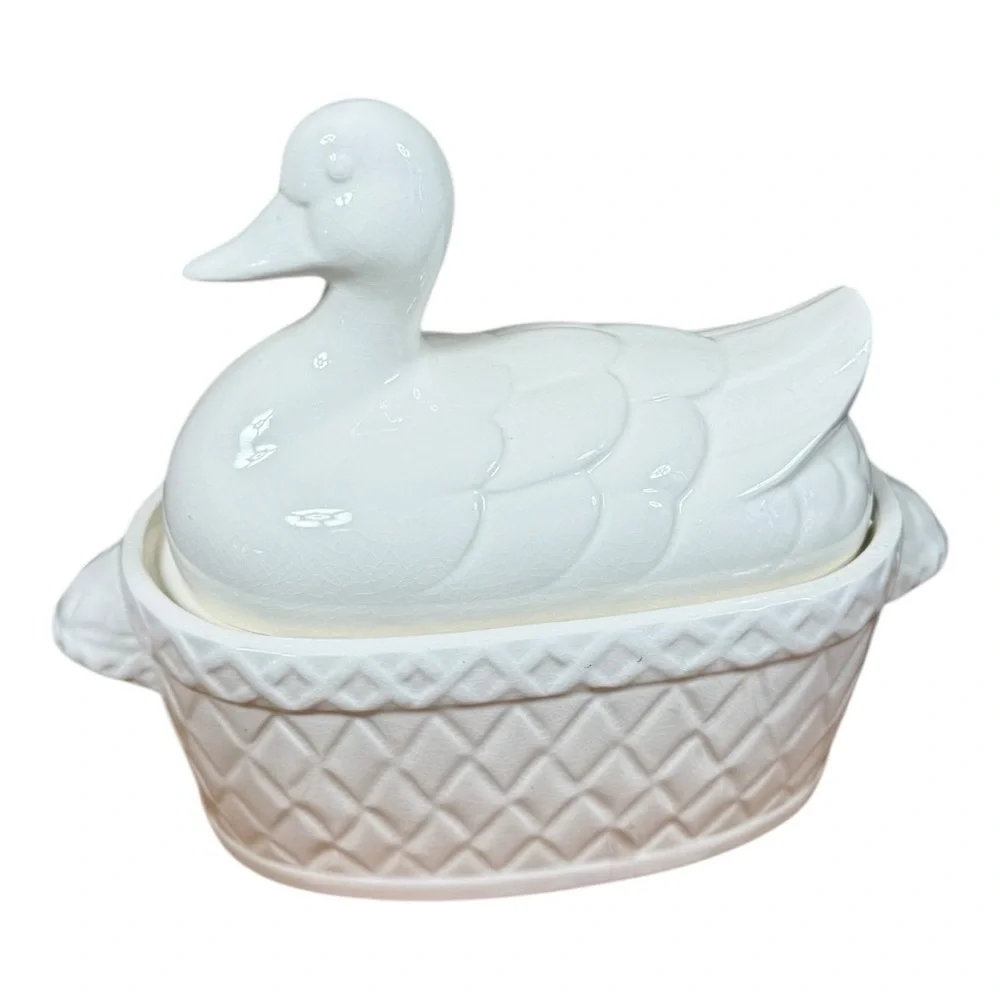 Ceramic Duck Soup Tureen‎